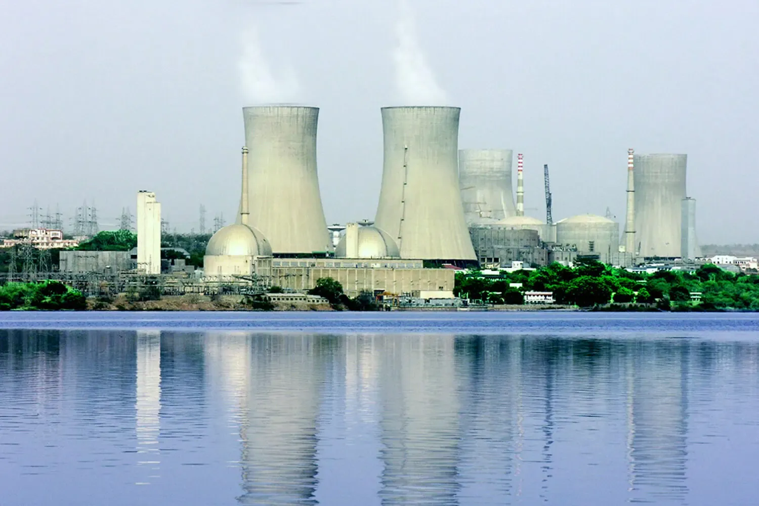 Minister Highlights Role of Private Sector and Public Engagement in India's Nuclear Energy Aspirations