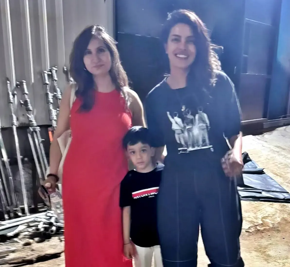 Did Priyanka Chopra's Family Brighten Her Day on Set?