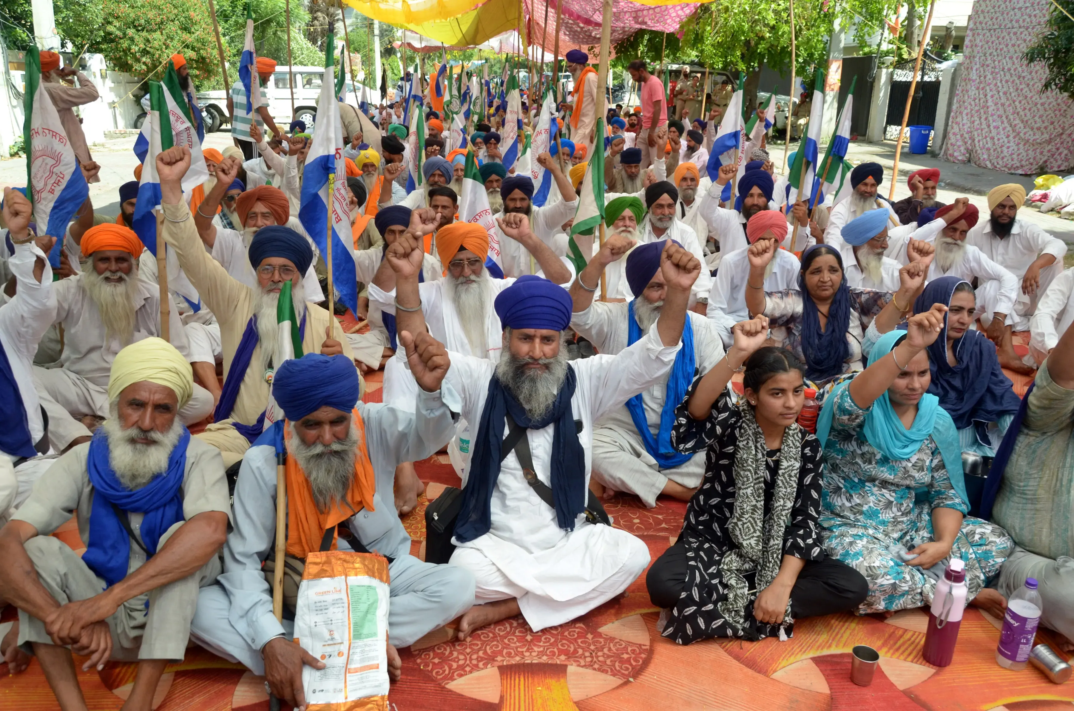 Farmers Postpone January 21 March to Delhi; Demand Urgent Talks with Centre