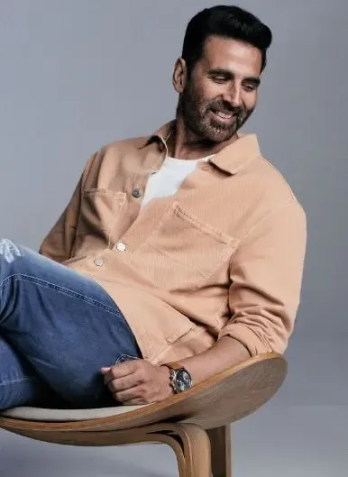 Akshay Kumar Expresses Pride for Niece Simar Bhatia Ahead of 'Ikkis' Premiere