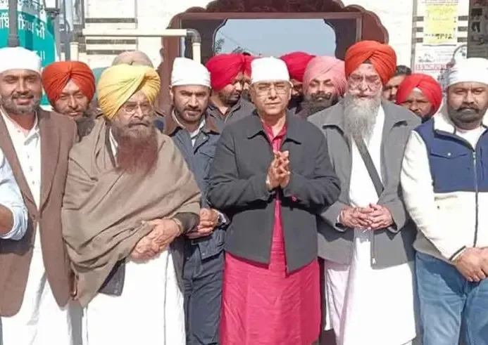 Punjab Cabinet Offers Prayers at Historic Gurdwara for Maghi Festival