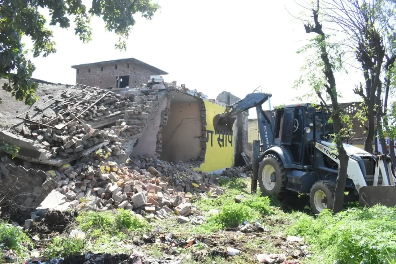 Punjab Police Dismantle Illegal Structures of Drug Traffickers