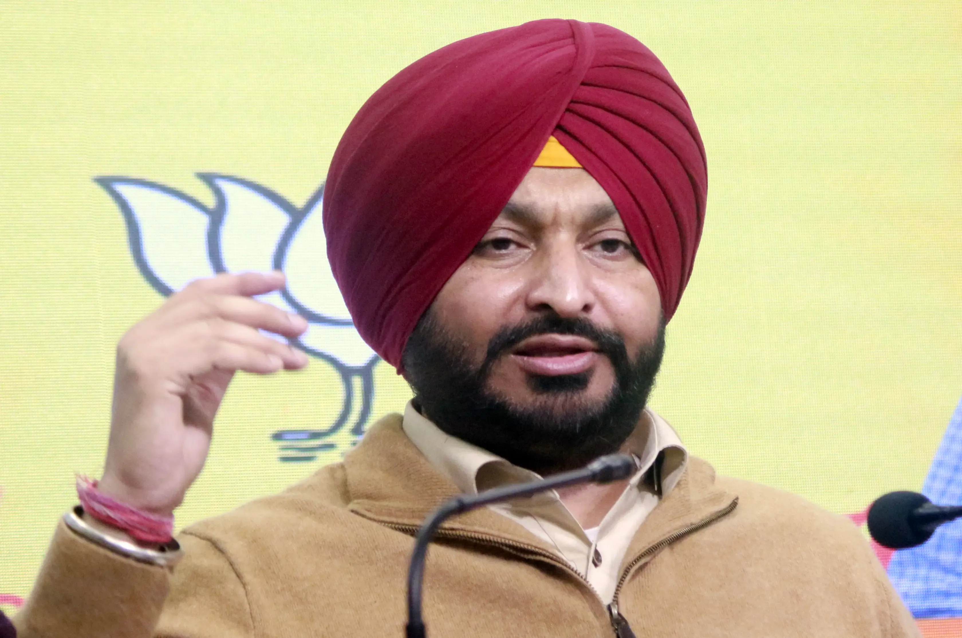 क्या पंजाब सरकार की बिजली नीति में पारदर्शिता की कमी है?