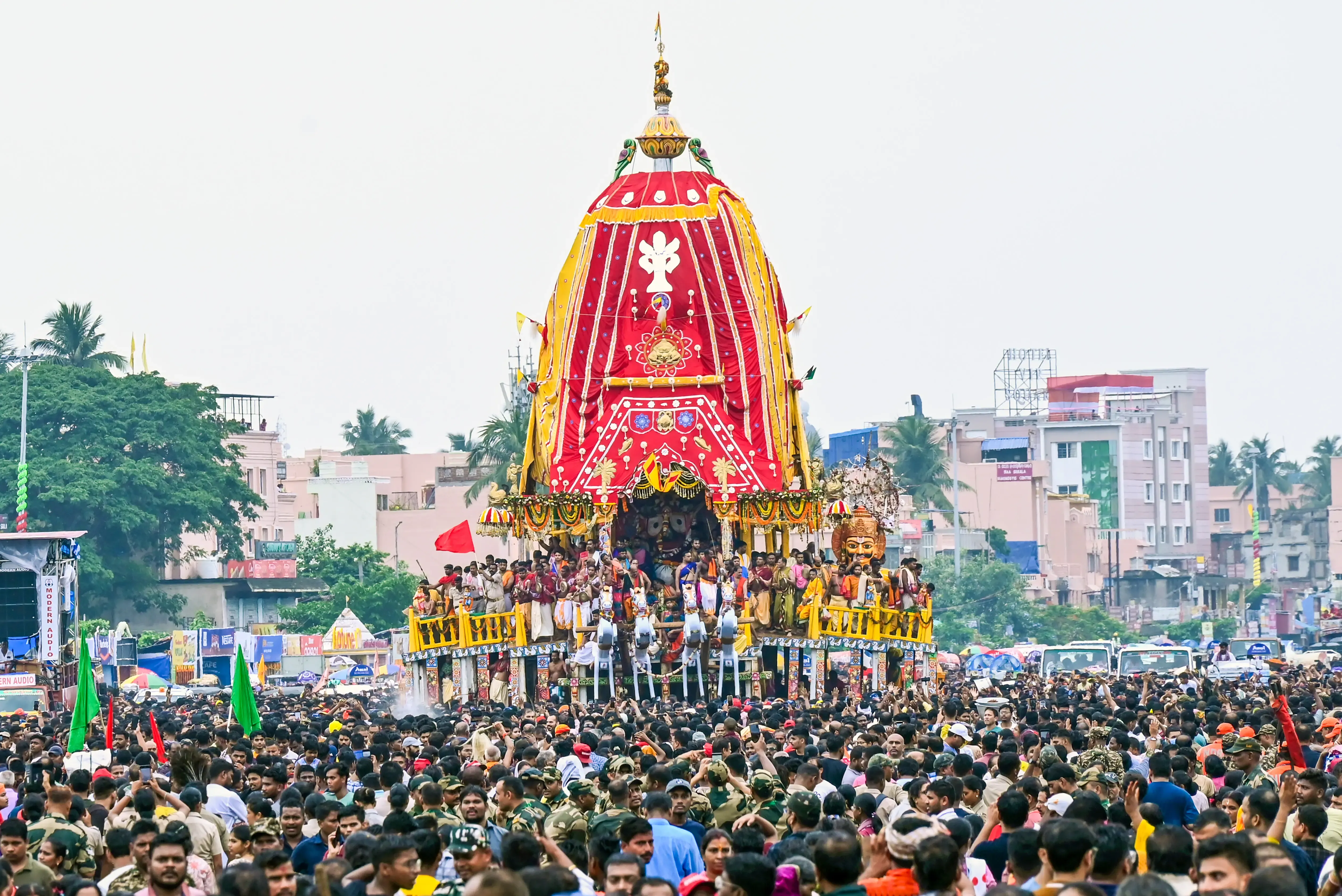 क्या पुरी में रथ यात्रा के दौरान भगदड़ के बाद प्रशासन ने सही कदम उठाए?