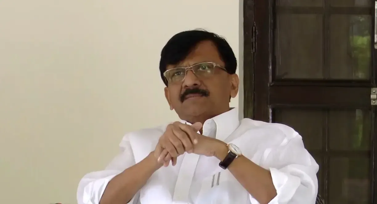 क्या राहुल गांधी के आरोप गंभीर हैं, चुनाव आयोग को जवाब देना चाहिए?