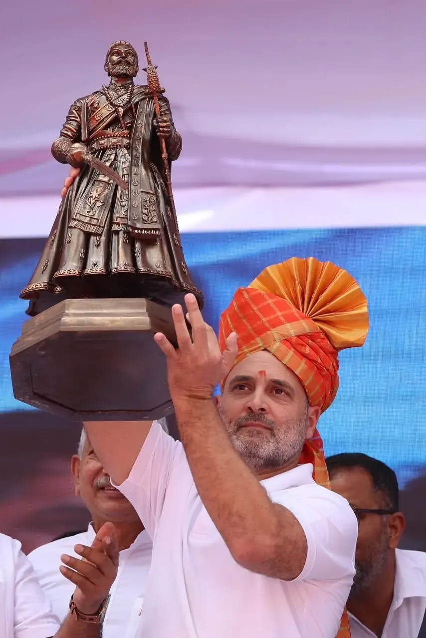 Rahul Gandhi's Homage to Chhatrapati Shivaji Maharaj on His Birth Anniversary Provokes BJP's Outrage
