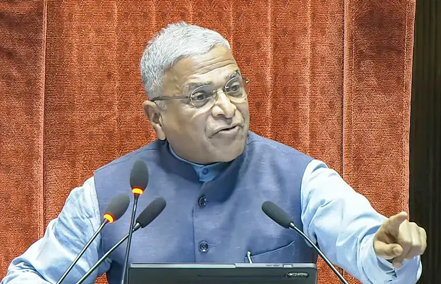 क्या राज्यसभा के वेल में जाना और शोर मचाना किसी का अधिकार है?