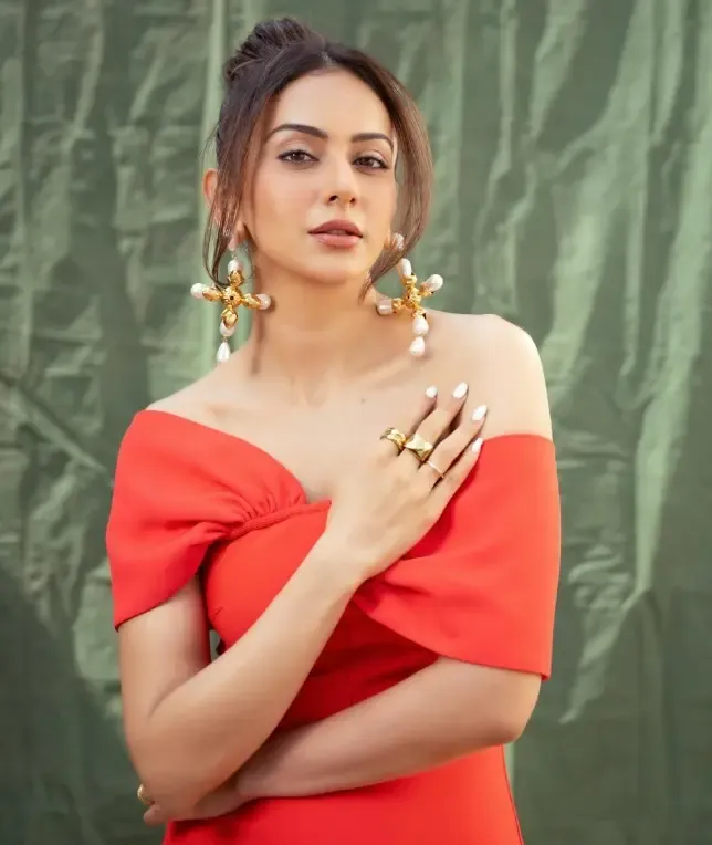 Rakul Preet Singh Admires ‘Puran Polis’: Made With Love