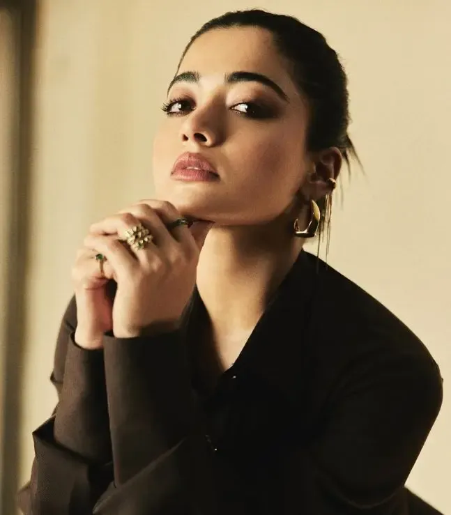 Rashmika Mandanna Shows Off Her Double Chin and Nostril Hair