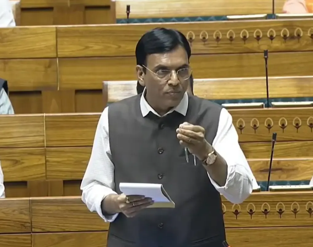 क्या 'राष्ट्रीय खेल प्रशासन विधेयक' और 'डोपिंग रोधी संशोधन विधेयक' लोकसभा में पारित हुए?