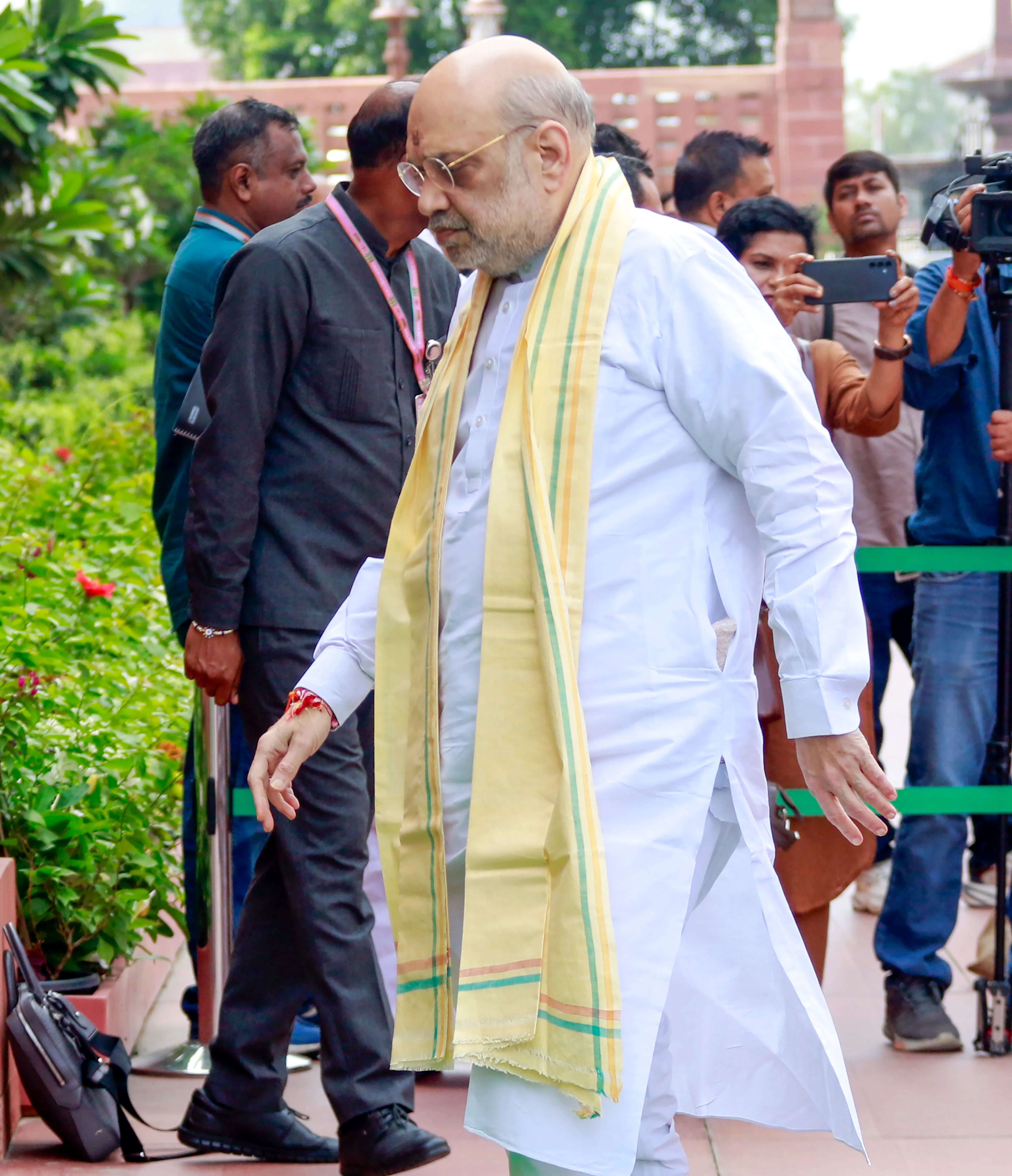 Is the Praise of HM Shah by Archbishop Pamplany Justified Amid CPI(M) Critique?