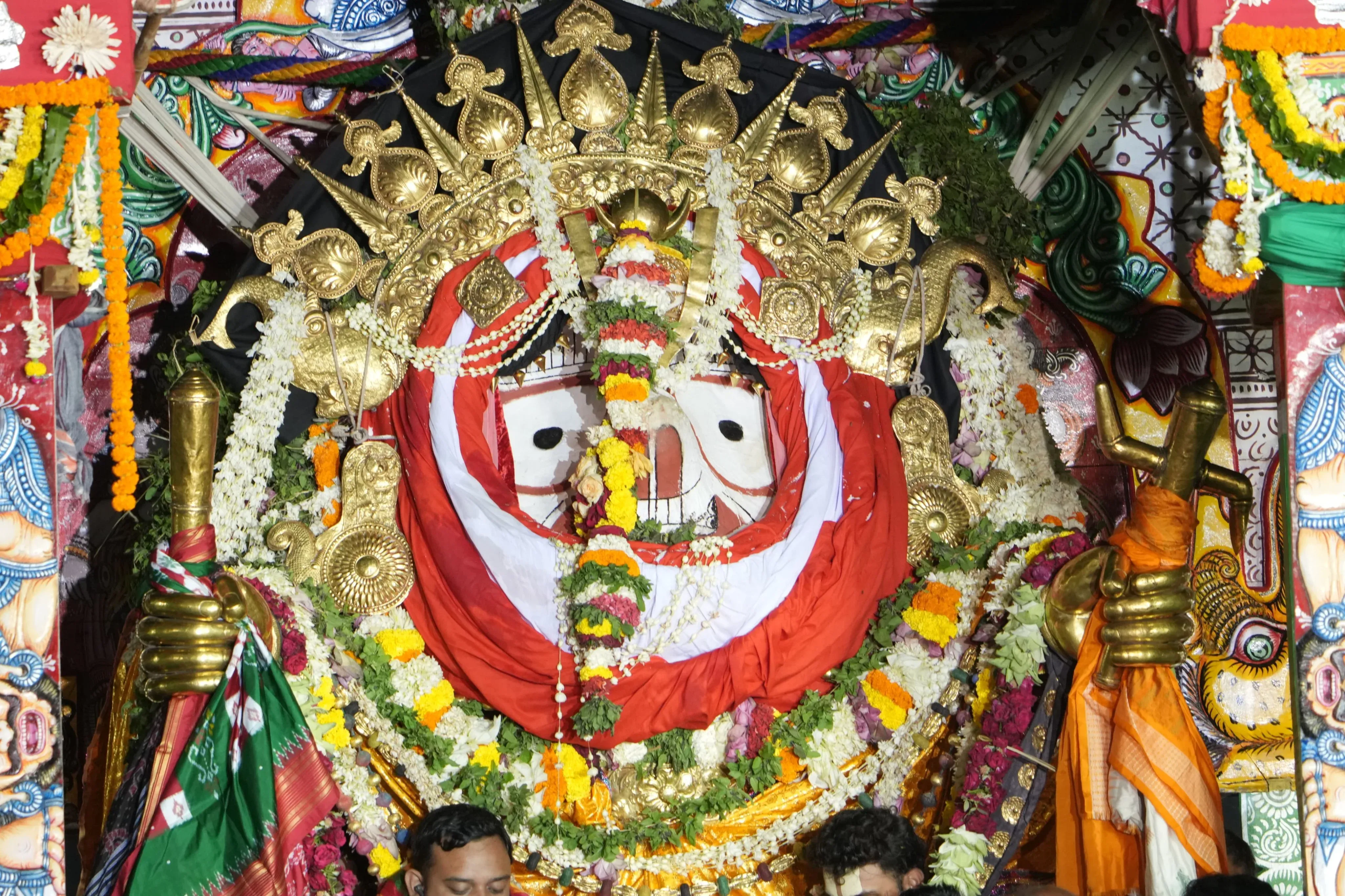 What Awaits Devotees at Puri’s ‘Suna Besha’?