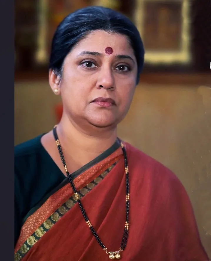 What Does Renuka Shahane Think About Today’s High-Priced Actor Culture Compared to the 90s?