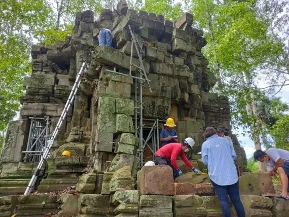 What Progress Has Been Made in the Restoration of Angkor Wat's Bakan Tower?