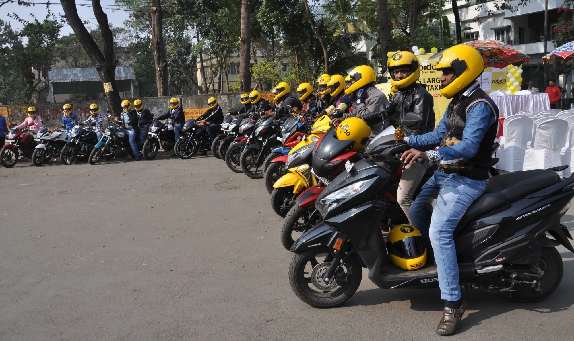 Are Ride-sharing Platforms Disrupting Food Delivery Giants Like Zomato and Swiggy?
