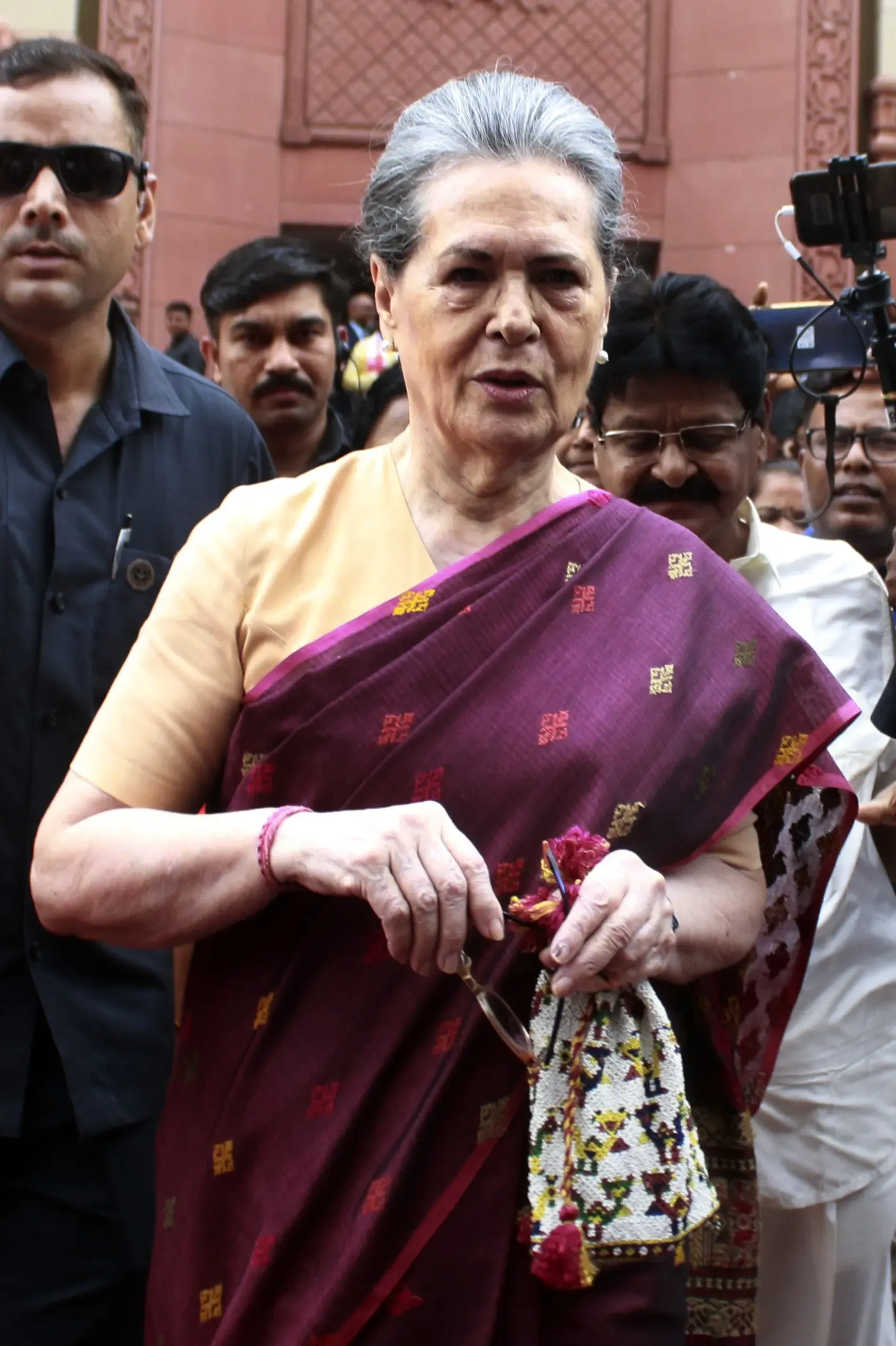 Rijiju Warns of Serious Implications from Sonia's Alleged Ties to Soros-Funded Organization, BJP Condemns Congress for Supporting Anti-India Elements