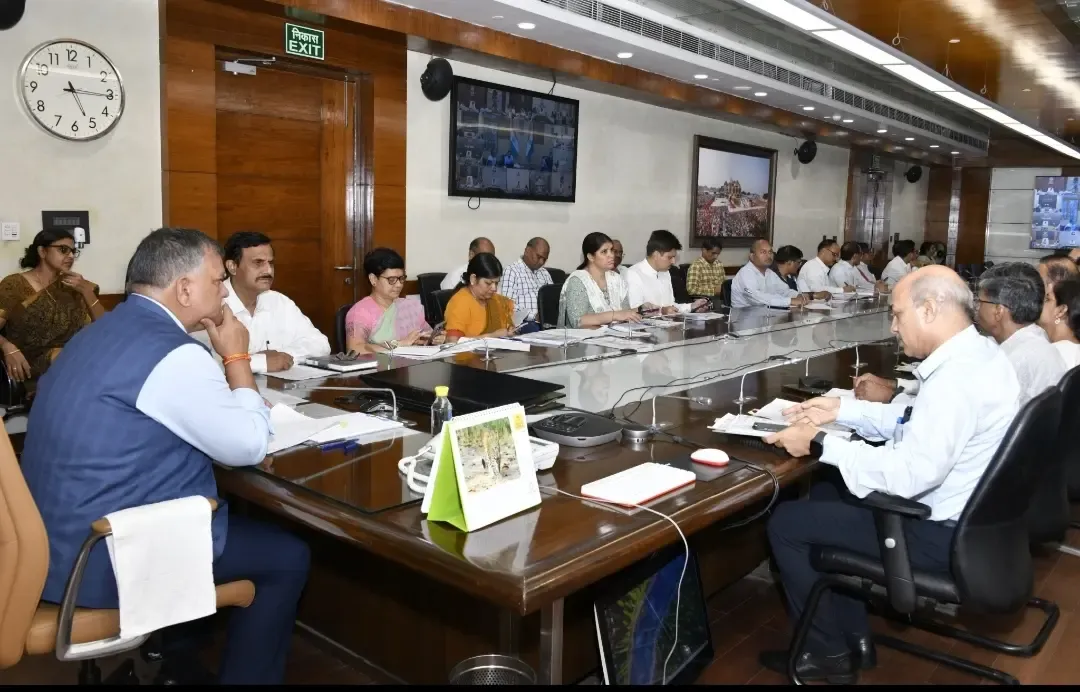 क्या आरओ/एआरओ परीक्षा में पारदर्शिता सुनिश्चित करने के निर्देश दिए गए हैं?