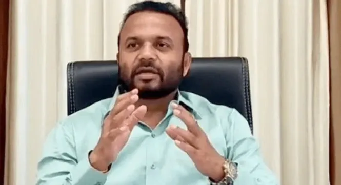 Will Maharashtra's Mukhyamantri Gram Sadak Yojana Roads Be Constructed with Cement Concrete?
