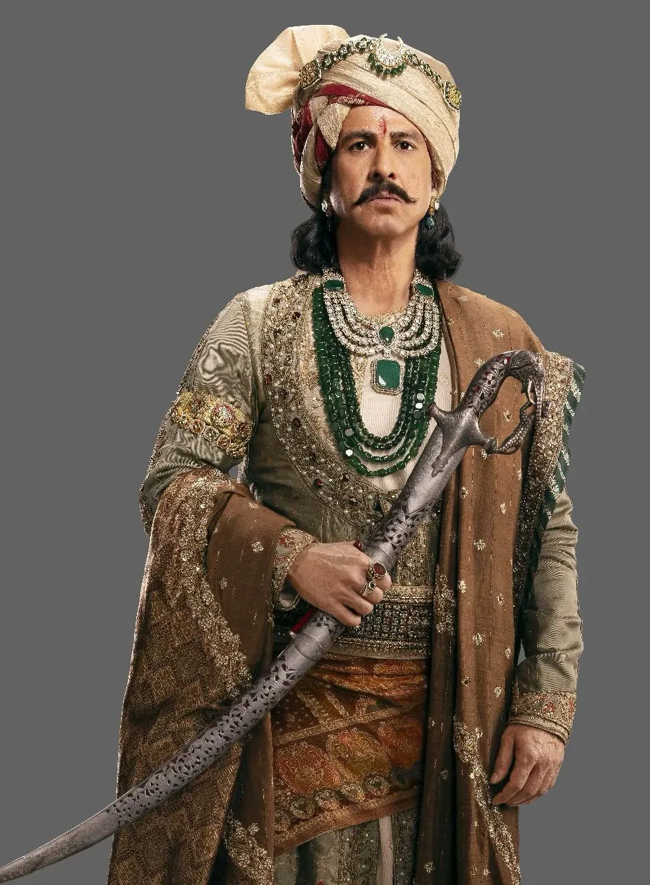 How Did Ronit Roy’s Role as Prithviraj Chauhan’s Father Reflect His Parenting?