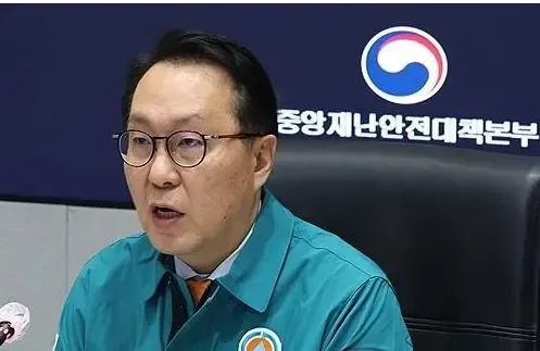 South Korea Urges Medical Groups to Renew Talks with Government