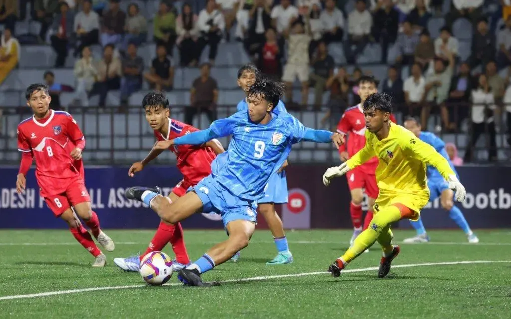 How Did India Secure the Top Position in Group B of the SAFF U19 Championship?