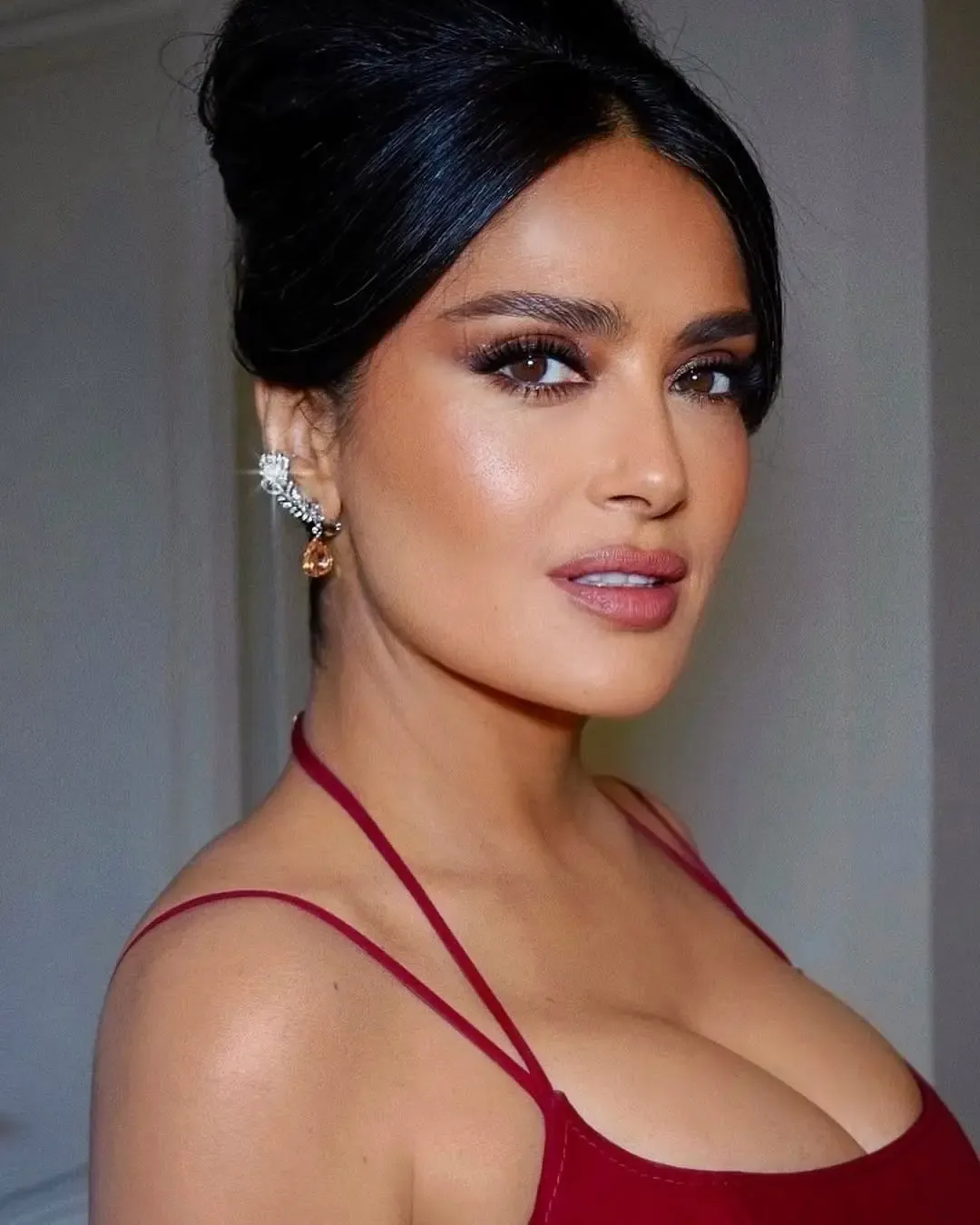Salma Hayek Discusses Aging: I Embrace My Sexy Self