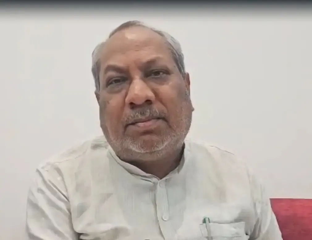 क्या सपा नेता एस.टी. हसन का बयान आतंकवाद को समर्थन देता है?