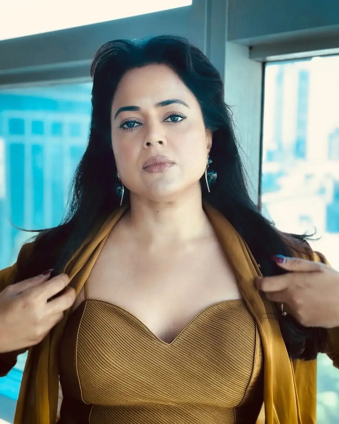 How is Sameera Reddy Promoting Body Acceptance?