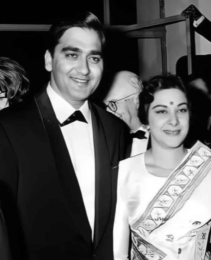 What Gift Did Sanjay Dutt’s Sister Priya Celebrate on Parents’ Day?