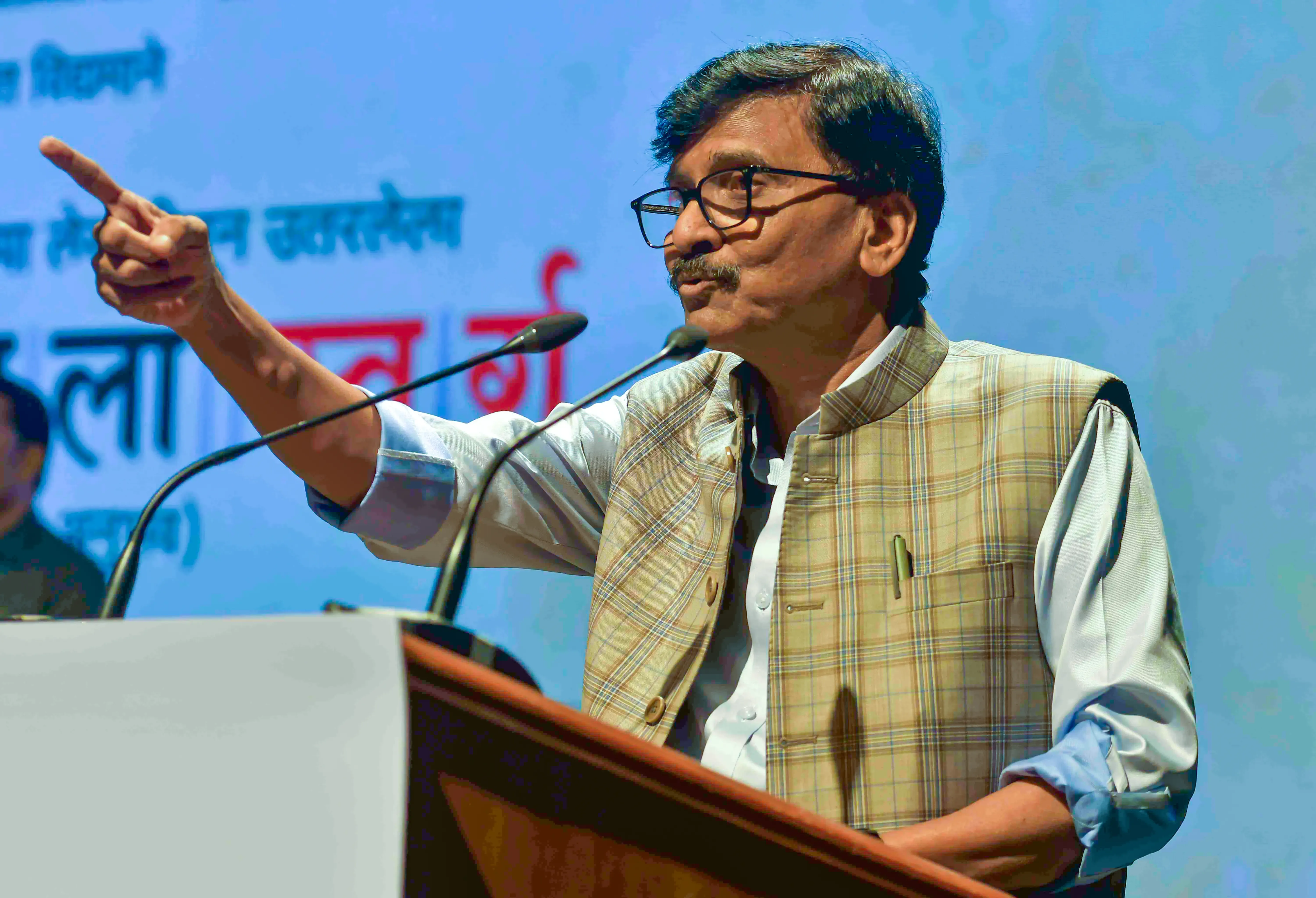 क्या संजय राउत ने उत्तरकाशी त्रासदी पर दुख व्यक्त किया और सरकार को पहाड़ी राज्यों पर ध्यान देने की सलाह दी?