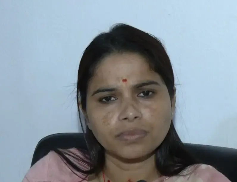 क्या सपा से निष्‍कासित पूजा पाल ने न्‍याय की लड़ाई के लिए राजनीति में कदम रखा?
