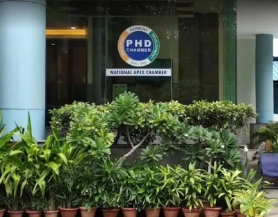 क्या सरकार की सामाजिक सुरक्षा योजनाओं ने 25 करोड़ से अधिक लोगों को गरीबी से बाहर निकाला?