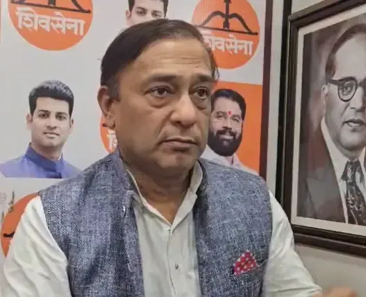 क्या सत्ता के लालच में राज ठाकरे के साथ आए हैं उद्धव?