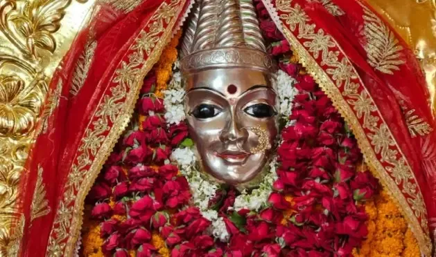 क्या सावन की चतुर्दशी पर वरलक्ष्मी व्रत और हयग्रीव जन्मोत्सव का महत्व है?