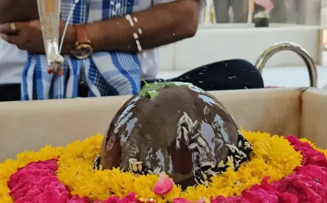 क्या सावन में महादेव को प्रिय अक्षत के बिना पूजा अधूरी है?