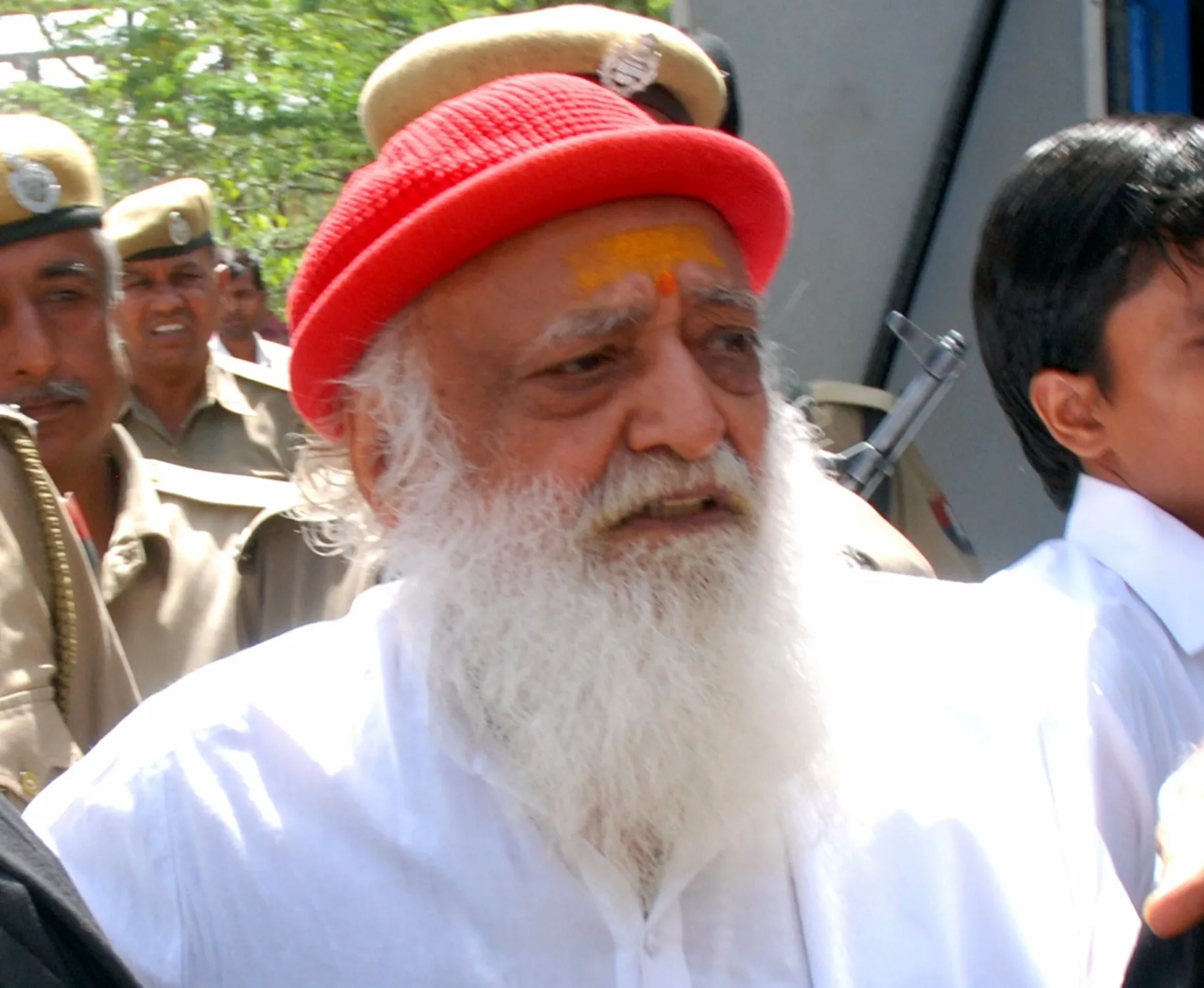 SC Provides Interim Bail to Asaram Bapu on Medical Grounds, He Remains Incarcerated