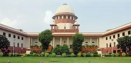 Did the SC Intervene to Stop Deportation of a Family to Pakistan?