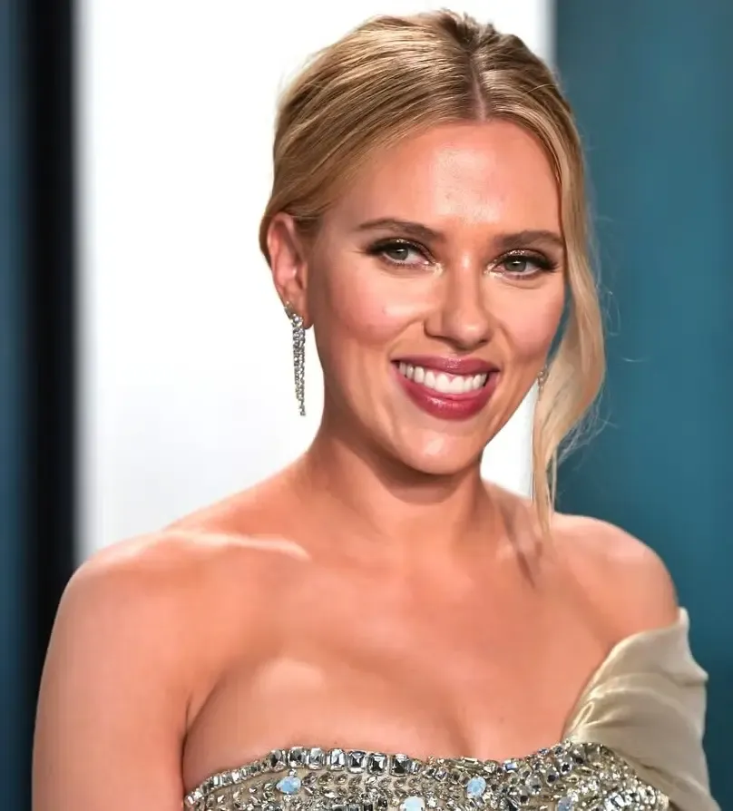 Scarlett Johansson Responds to Husband Colin Jost's Dark Humor About Their Baby on 'SNL'