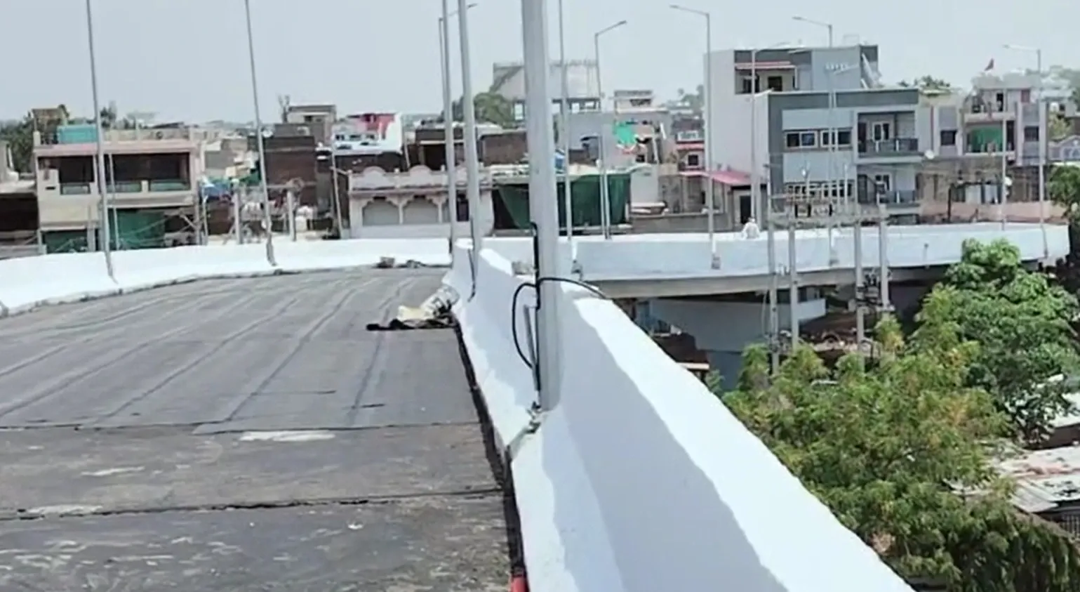 Is the New Railway Overbridge in Bhopal a Safety Hazard?
