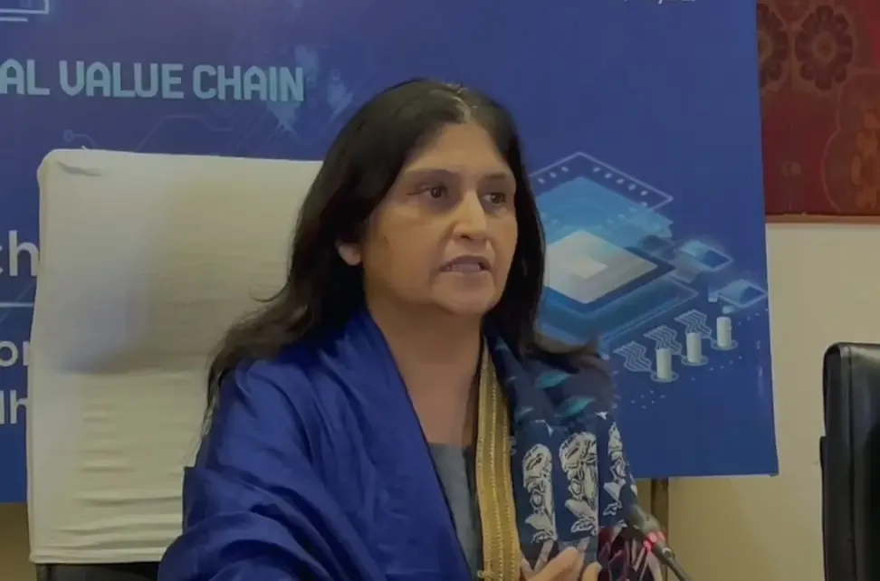Gujarat Official Highlights Potential of Semiconductor Sector to Transform India's Economy