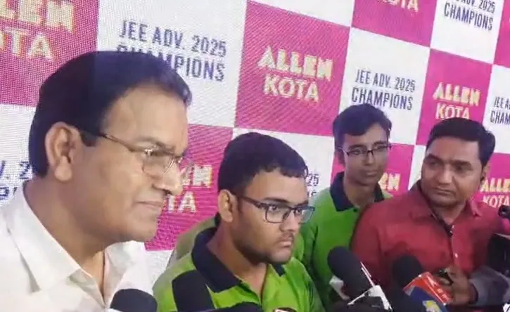 How did JEE Advanced 2025 topper achieve success without shortcuts?