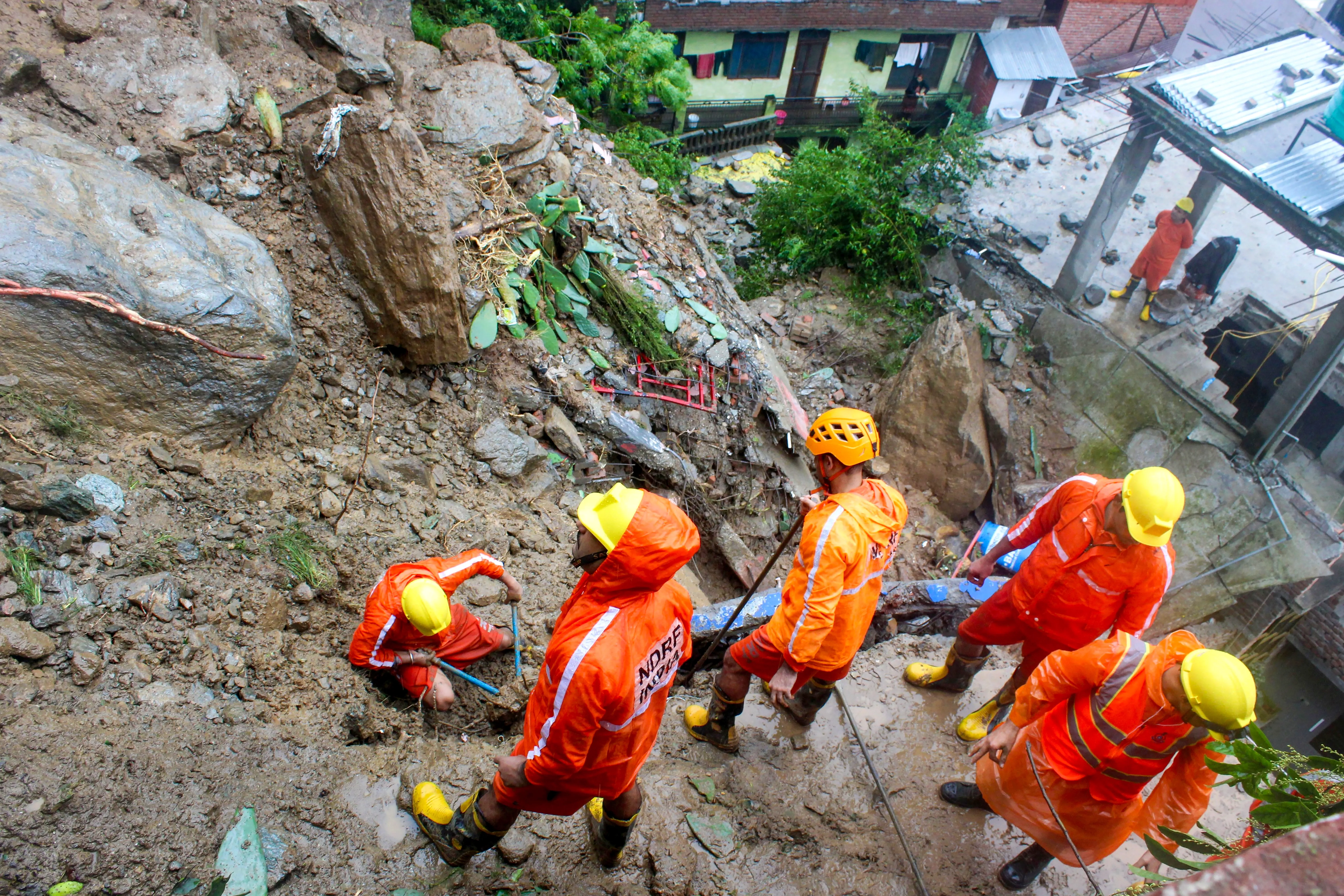Are Seven Kashmiris Really Feared Dead in Kullu Landslide?