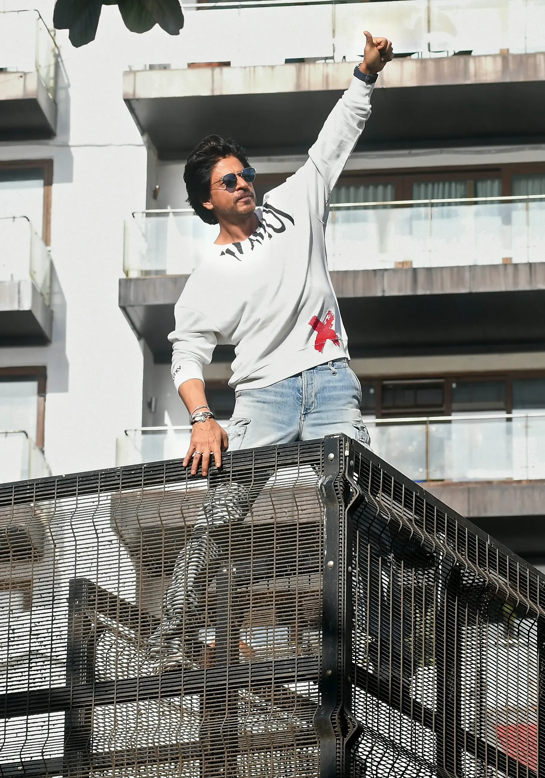 Shah Rukh Khan Set to Receive Rs 9 Crore Refund on Mannat from State