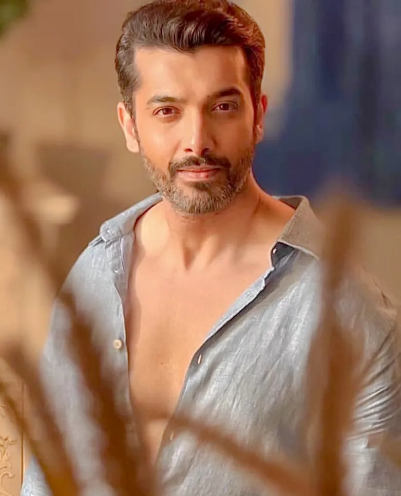 Does Bold Content Have to Be Sleazy? Sharad Malhotra Weighs In