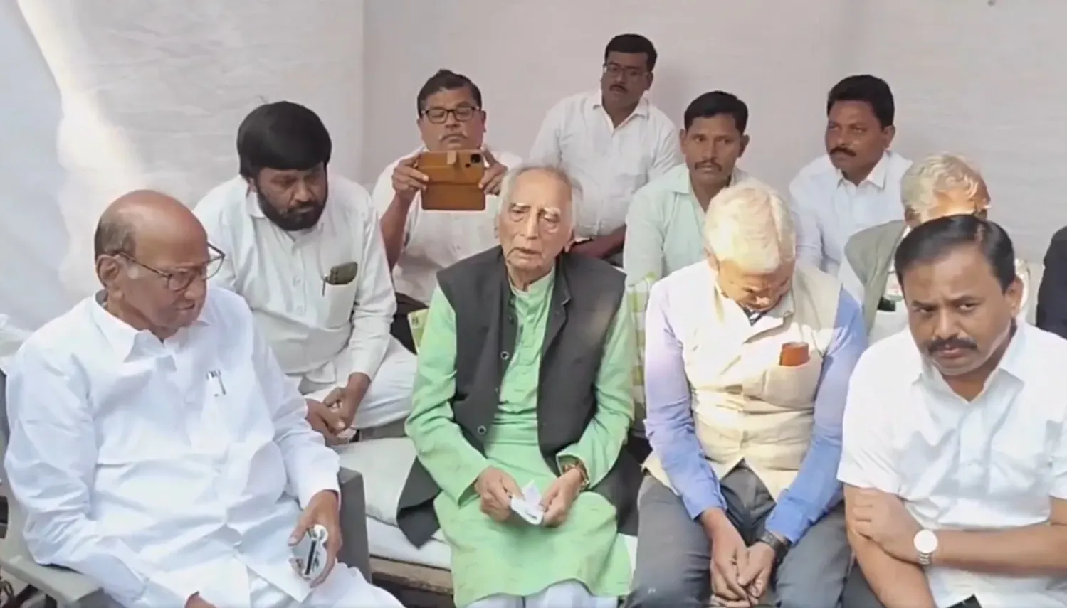 Sharad Pawar, 83, Supports 96-Year-Old Baba Adhav's Hunger Strike Against EVMs in Pune