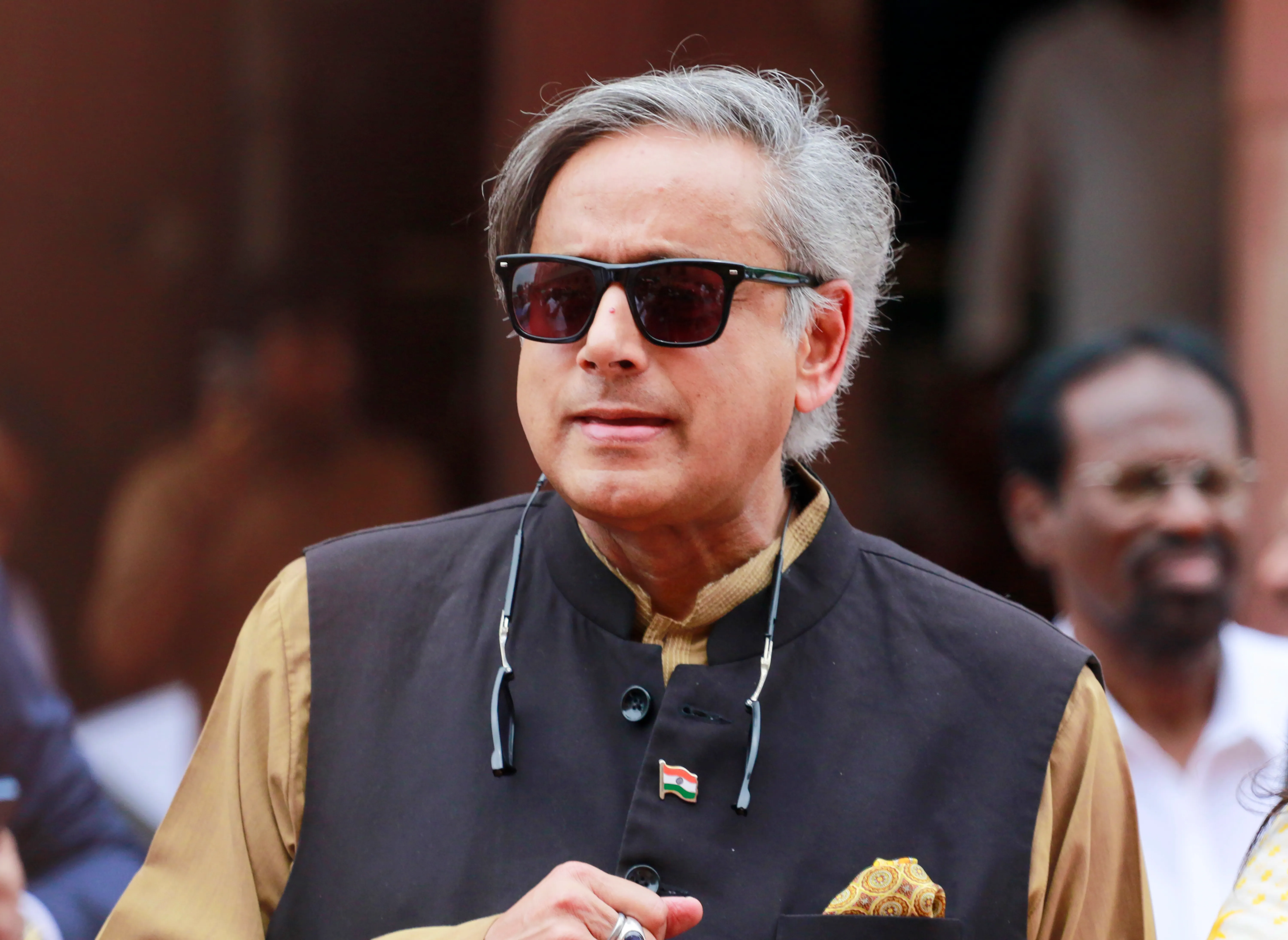 Is Shashi Tharoor Supporting Union Minister Rijiju's Proposal for a Special Parliamentary Discussion on Space Hero Shukla?