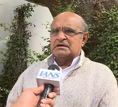 JD-U Claims Shashi Tharoor is Dissatisfied with Congress Leadership