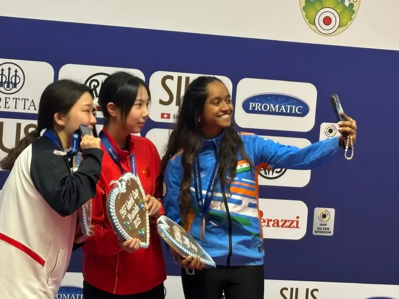 Did Elavenil Valarivan Set a New Record and Secure Bronze for India in Munich?