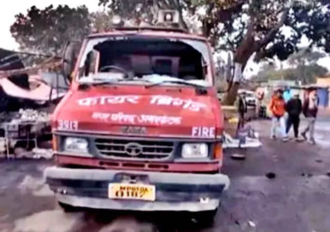 Fire Ravages Shops in MP; Firefighting Vehicle Damaged Due to Late Response