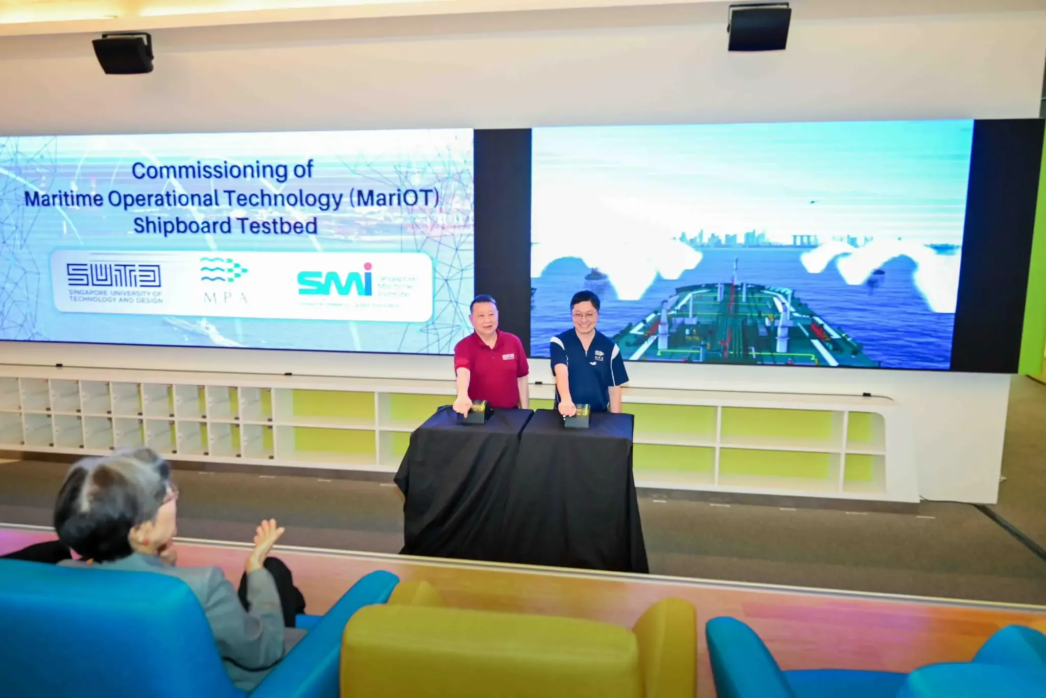 Singapore Invites Applications for Methanol Bunker Suppliers